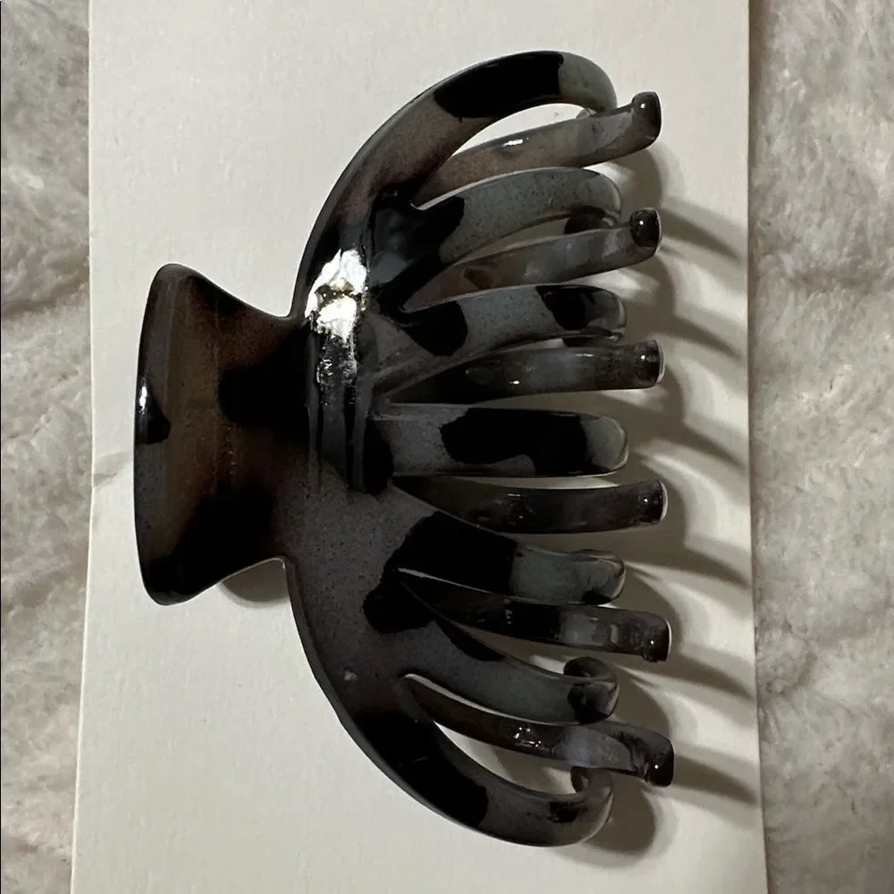 aerie Black Tan Marble Octopus Claw Hair Clip